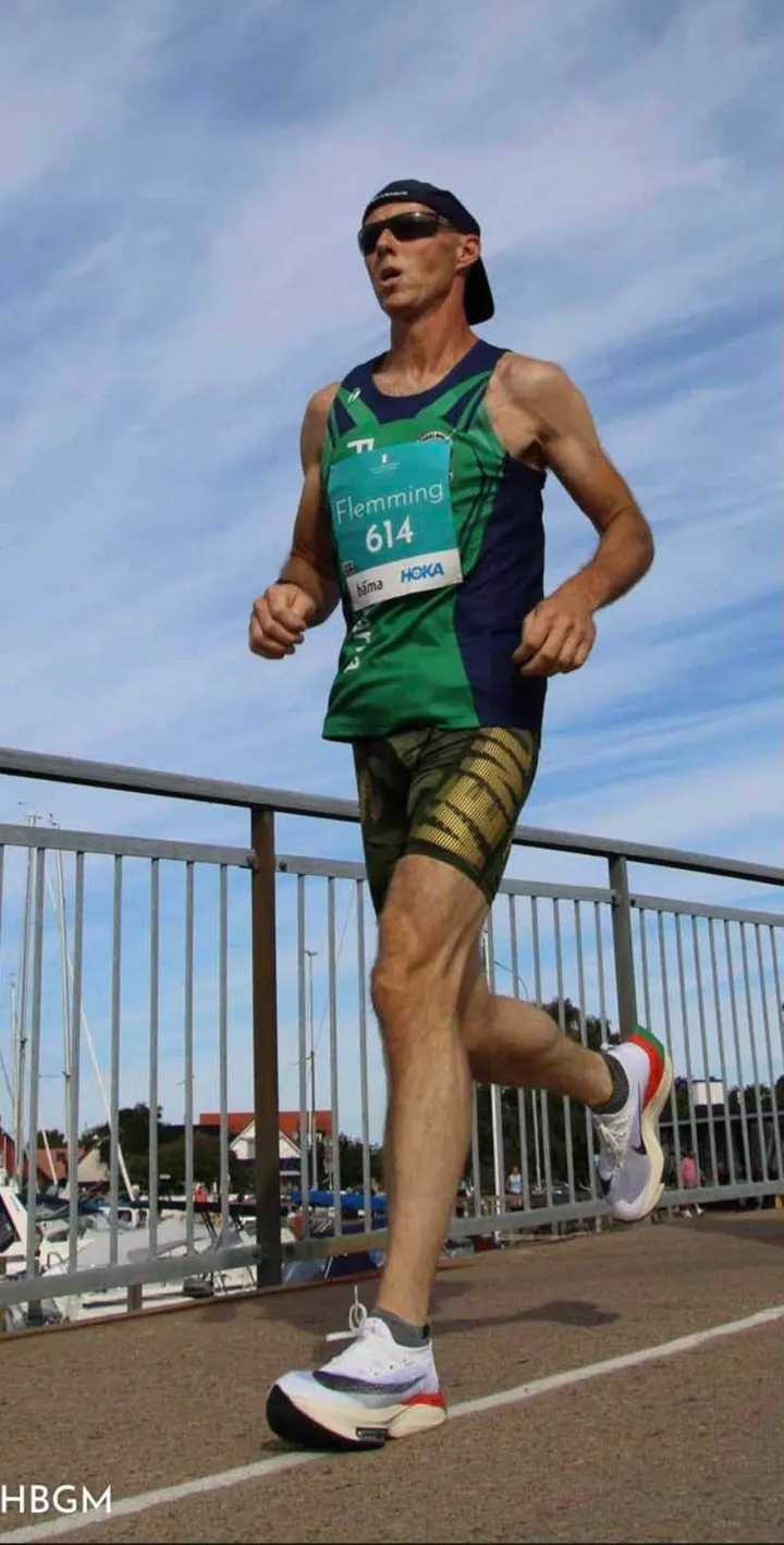 Flemming running a race
